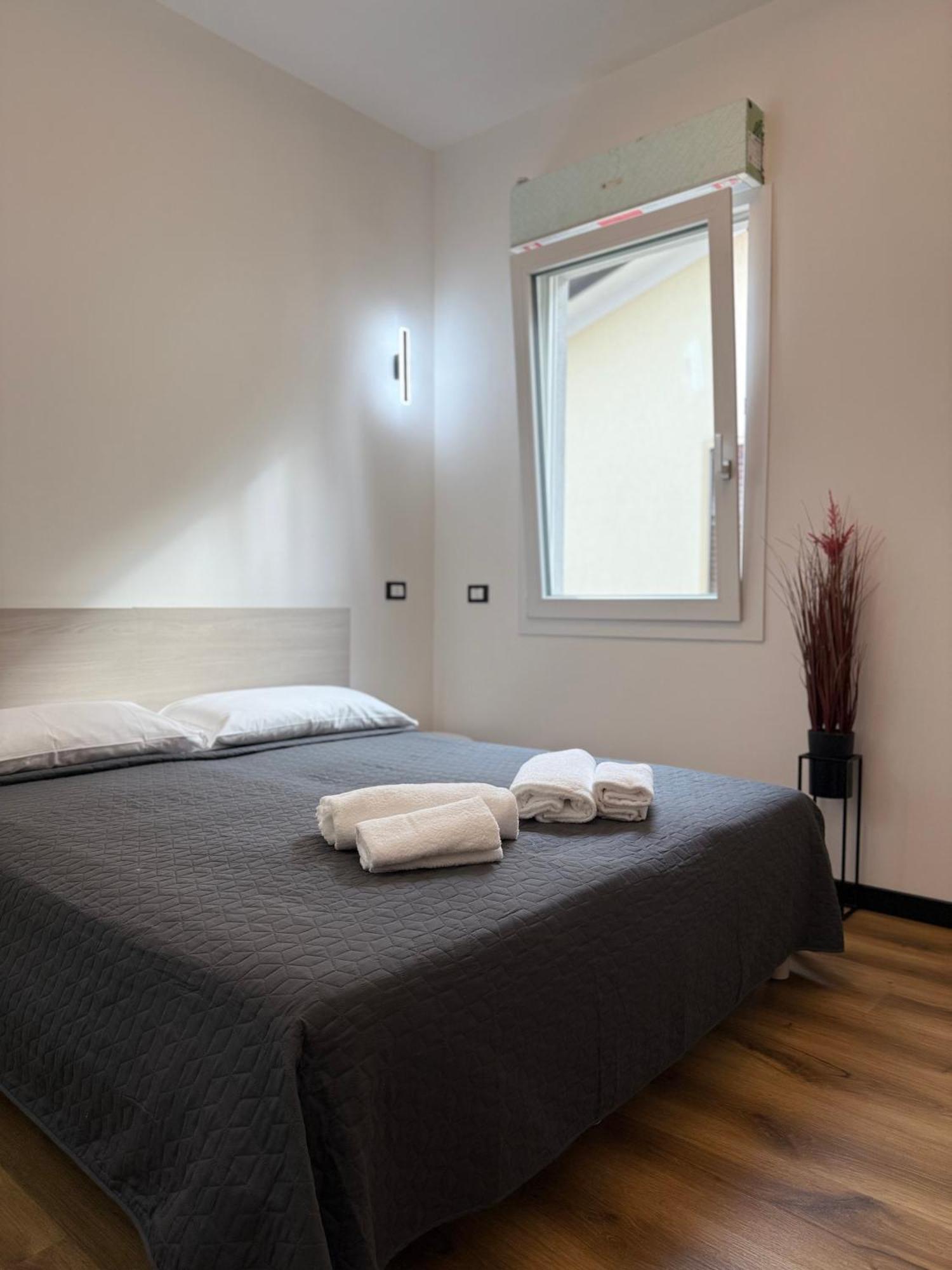 Infinity House - Eleganza Moderna Tra Treviso E Venezia Hotel Casièr Eksteriør billede