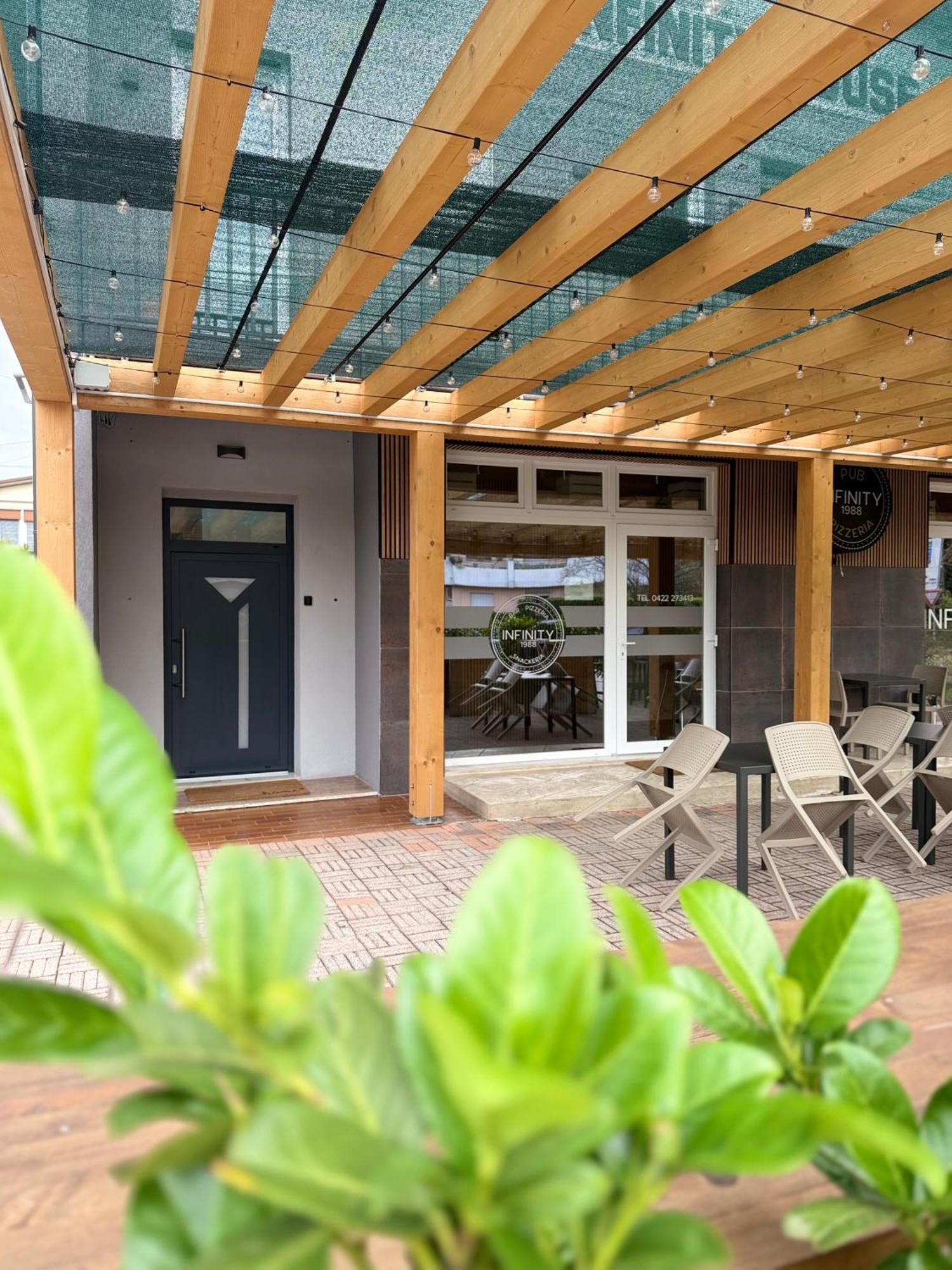Infinity House - Eleganza Moderna Tra Treviso E Venezia Hotel Casièr Eksteriør billede